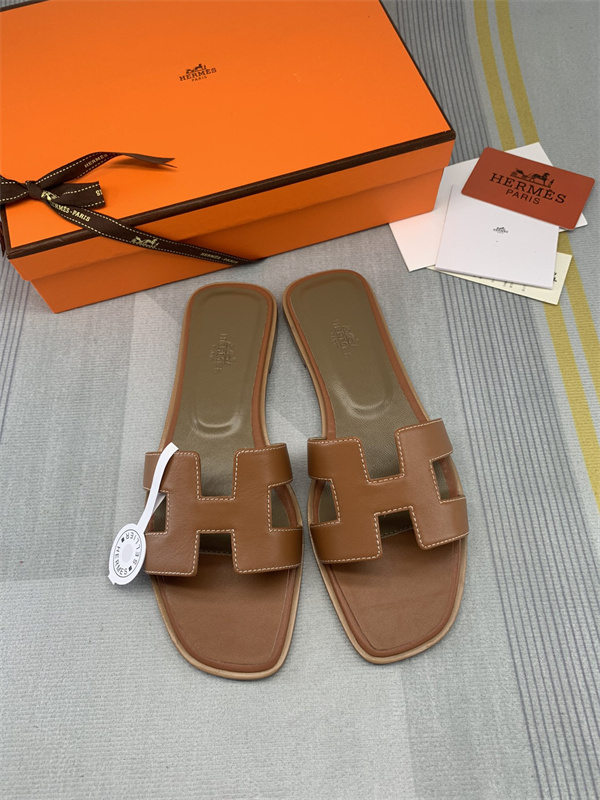 H Slipper