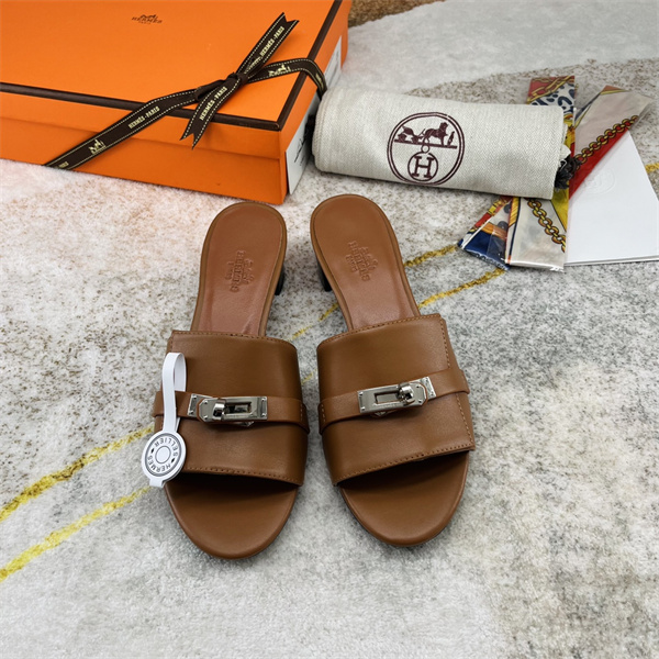 H Slipper