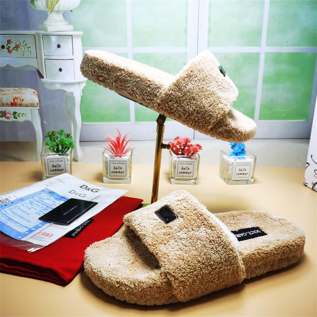 DG slipper