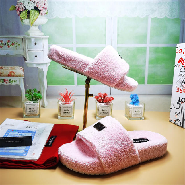 DG slipper 5